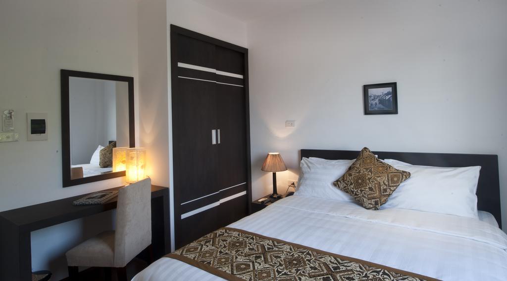 Hanoi Merci Hotel Room photo